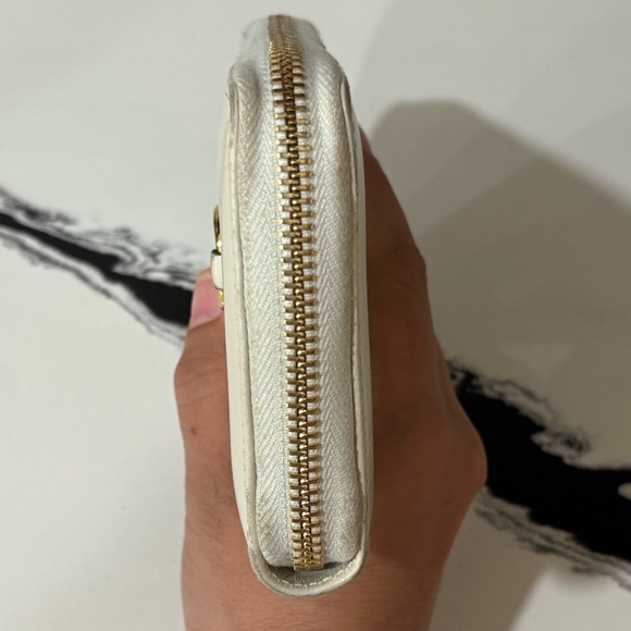 VINTAGE Gucci Horsebit 1955 Zip-around Wallet in Mystic WhiteC - Picture 5 of 8